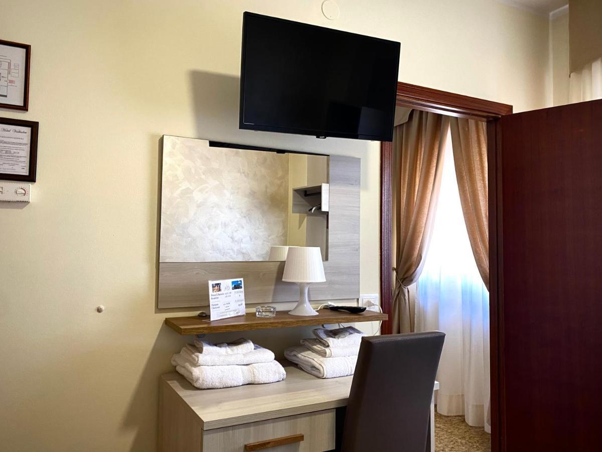 Hotel Vallisdea Sala Consilina Luaran gambar