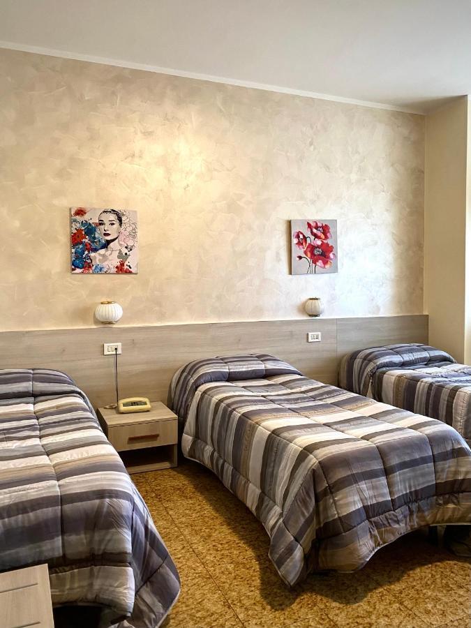 Hotel Vallisdea Sala Consilina Luaran gambar