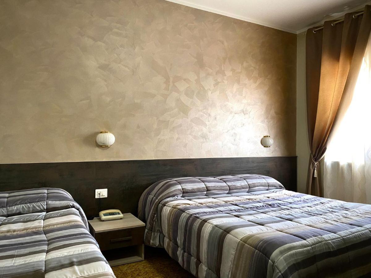 Hotel Vallisdea Sala Consilina Luaran gambar
