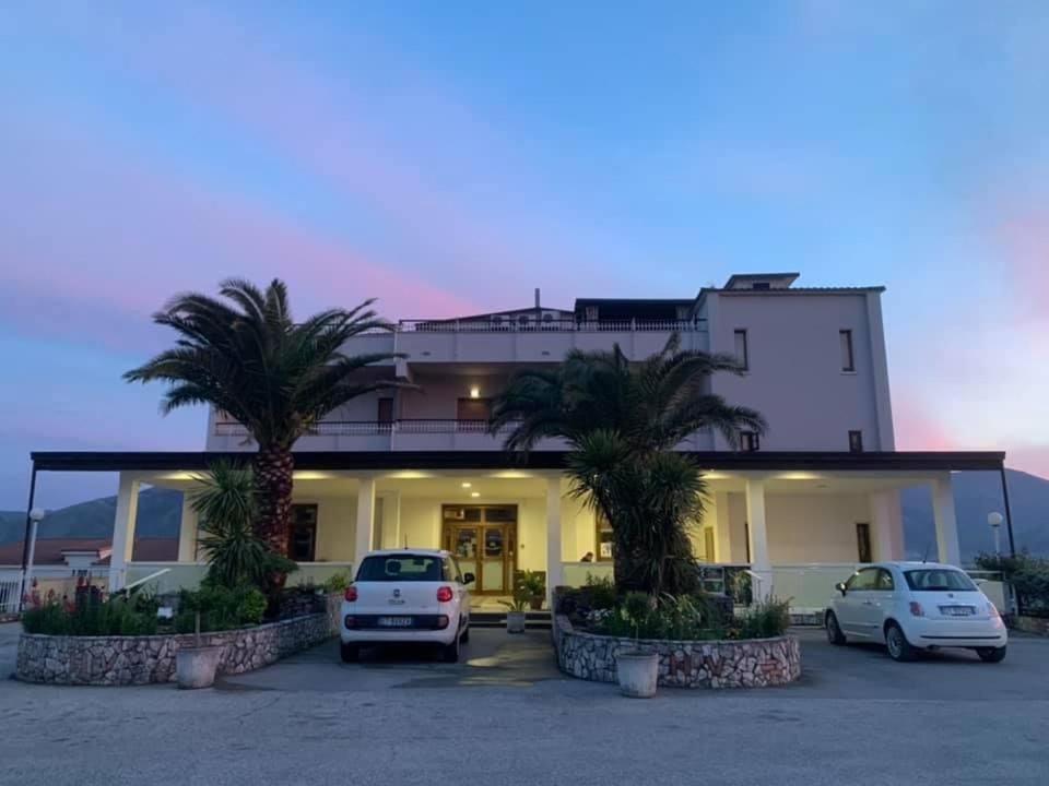 Hotel Vallisdea Sala Consilina Luaran gambar
